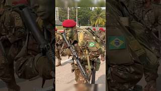 8º GAC PQDT  DESFILE DE VÉSPERA NA VILA MILITAR EM HOMENAGEM À INDEPENDÊNCIA DO BRASIL 🇧🇷 [upl. by Constancy650]