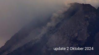 GUNUNG MERAPI TERUS MUNTAHKAN LAVA Cerah Pasca Diguyur Hujan [upl. by Marozas879]