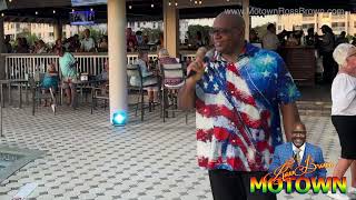 Motown Ross Brown LIVE at Lexington Country Club with a request for Tenn Whiskey 11 11 24 [upl. by Sonni]