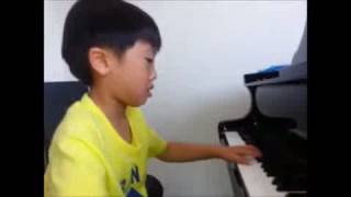 Piano Prodigy Tsung Tsung plays bumblebee [upl. by Lan536]