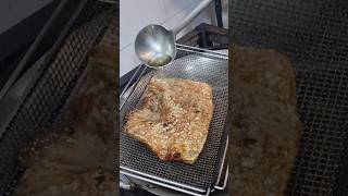 Pour the oil the pork belly will be so crispy shorts video crispy porkbelly [upl. by Belda]