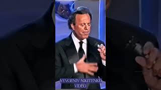 Julio Iglesias  Mal acostumbrado  2000 [upl. by Skillern]