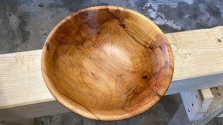 Schale drechseln aus Apfelholz Handwerkskunst Drechselkurs Holzwerken Woodturning Apple Tree [upl. by Ettenim]