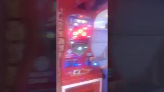 12yr old gets 795 on boxing game at arcade [upl. by Animahs728]