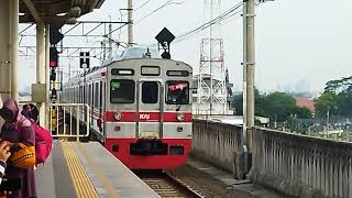 KRL Tokyu 8518 New Livery KAI Commuter Berangkat Stasiun Manggarai [upl. by Elitnahc]