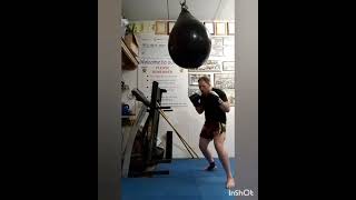 Aqua bag combos coaching boxing mma kickboxing muaythai martialarts strengthandconditioning [upl. by Ribal]