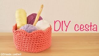 Cómo tejer cesta de trapillo a crochet paso a paso  DIY moda con Emil [upl. by Suravaj35]