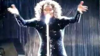 Total FAIL Whitney Houston quotI Will Always Love Youquot [upl. by Sirhc938]