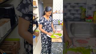 Minivlog514🤗 chicken gravy 😋  Dec 9 shorts dinner vlog minivlog home diml tamil food [upl. by Ney]