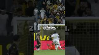 Ronaldo schießt Fan Handy aus 😳 [upl. by Nelle]