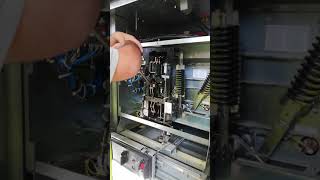 Manual and automatic operation of SF6 circuit breaker sf6التشغيل اليدوي والاوتوماتيك لقاطع [upl. by Ofloda23]