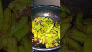 කොළ පාටට බෝංචි හදන රස රහස😋🔥  bonchi curry sinhala  green beans recipe shortsfeedeasytrending [upl. by Eberhard]