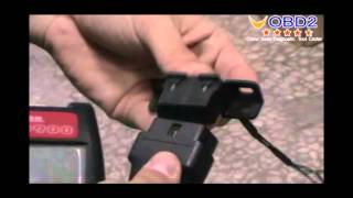 How to use D900 CANBUS OBD2 Live PCM Data Code Readermov [upl. by Atarman]