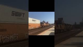 Union Pacific train with 4 locomotives train railway unionpacific [upl. by Othilia]