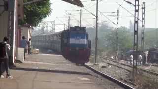 4 Express Trains taken in 15Mins at Bhilad  Kutch Suryanagri Duronto amp Hapa Ten Express [upl. by Iahs]