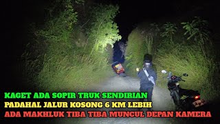 Kita sudah nekat sopir truk ini lebih nekat jalan rusak terbiritbirit di kasih muncul penunggu [upl. by Shepperd]