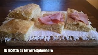 Focaccia con impasto poolish [upl. by Spencer]