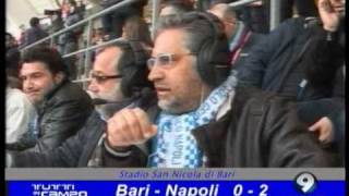 BariNapoli lancio di oggetti alla postazione di Canale 9 dopo il gol dello 02 [upl. by Oninotna]