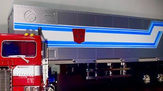 Quick look at Wei Jiang MPP10 Oversized Optimus Prime Trailer [upl. by Hoshi]