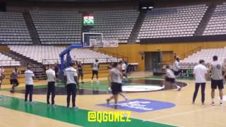 3 on 0 Villanova Thriple Threat Warming Up Drill [upl. by Whyte]