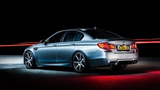 BMW M5 30 Jahre Edition Review  wwwhartvoorautosnl  English Subtitled [upl. by Yracaz604]