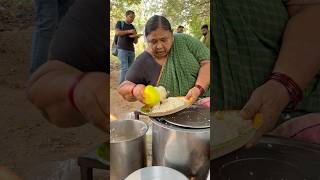 kastam viluva thesina amma garu streetfood hardwork oldwomen roadside rockingdasarianil [upl. by Hannad977]