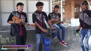 Auto melintir Iihat Pengamen Alay Goyang Lagu Dangdut Kehilangan [upl. by Yenatirb437]