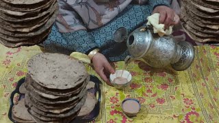 Gaire Chocchi  Singare K Aate Ki Chapati  Kashmiri Water Chest Nut Chapati [upl. by Legim]