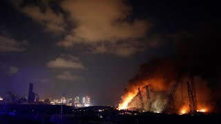 Explosion au Liban  forte déflagration dans la zone du port de Beyrouth [upl. by Eener40]