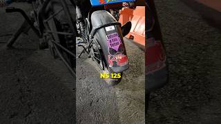 Y Esos Sticker 😳 Pulsar NS 125 vidmoto motos entrevista [upl. by Tipton302]