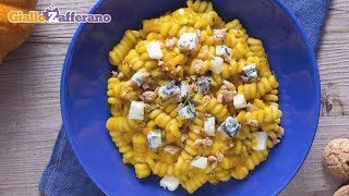 PASTA ALLA ZUCCA GORGONZOLA E AMARETTO [upl. by Melisandra923]