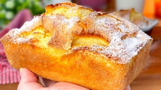 Cake aux Pommes légèrement Caramélisées  SUPER Moelleux  Fait en 5 min ♥ [upl. by Enilasor853]