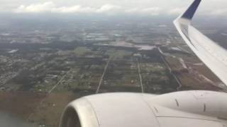 UA1922MCOEWR Takeoff United B737900ER [upl. by Ojytteb]