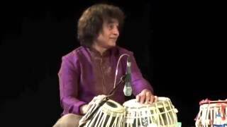 ustaad zakir hussain jugalbandi with Jayanthi Kumaresh [upl. by Athalia]