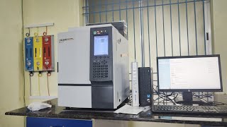 How to use Gas Chromatography   Complete Operation Tutorial  Coulmn Fitting  Shimadzu Gc2014C [upl. by Er]