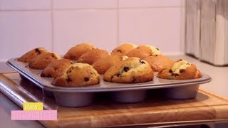 Les Muffins aux Pepites de Chocolat  Claras Kitchenette  Episode 10 [upl. by Primrosa]