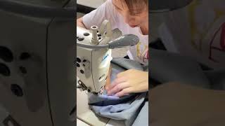 Tag the care label sewing padprinting factory padprintingmachinery printingmethod [upl. by Ulrikaumeko]