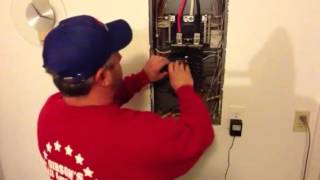 Change any breaker quickly with power to panel always on [upl. by Krute]