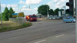 FlughafenFeuerwehr Parchim auf den Weg zum Einsatz zwischen Parchim und Spornitzmp4 [upl. by Boehmer281]