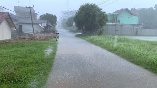 Big Thunder amp Rain Sounds  Storm White Noise  Hypnotized Weather and calming [upl. by Sualkin]