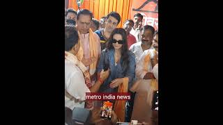 Amisha patel ने शिवसेना नेता संजय निरुपम के ऑफिस का उदघाटन किया [upl. by Pavior933]