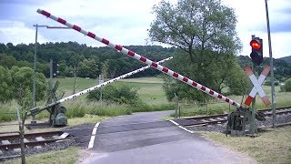 Spoorwegovergang Bad Salzschlirf D  Railroad crossing  Bahnübergang [upl. by Hendry]