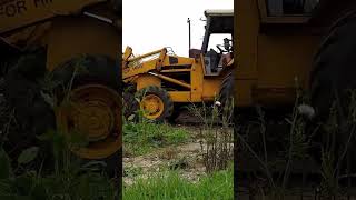 1988 JCB 3CX Hammermaster loading dumpers [upl. by Neyrb433]