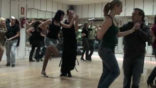 CLASES DE BACHATA EN MADRID  VARIAS FIGURASm2ts [upl. by Ojimmas]