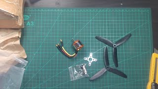 1Pcs 2200KV Brushless Motor  5045 5x45 5 inch 3 Blade Propeller Quadcopter mini kit unboxingvideo [upl. by Adnesor911]