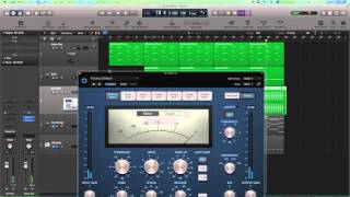 Logic Pro X  Sidechain Pumping Effect with an Aux Track  Compressor [upl. by Cathee252]