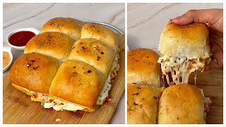 Crispy Cheesy Pav In Kadai  No Oven Cheesy Pav  Cheesy Pav  easy Snacks Recipe  Street Style Pav [upl. by Sellig]