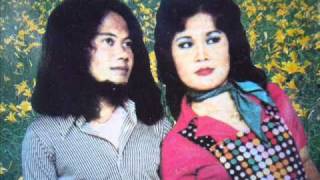 Colak Colek  Rhoma Irama amp Elvy Sukaesih [upl. by Bury970]