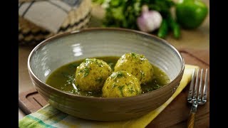 Albóndigas de Pollo en Salsa Verde  Guisado de pollo en salsa verde [upl. by Domingo786]