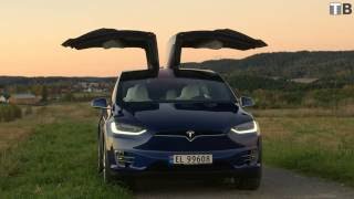 Model X vs S features long version [upl. by Biagi36]